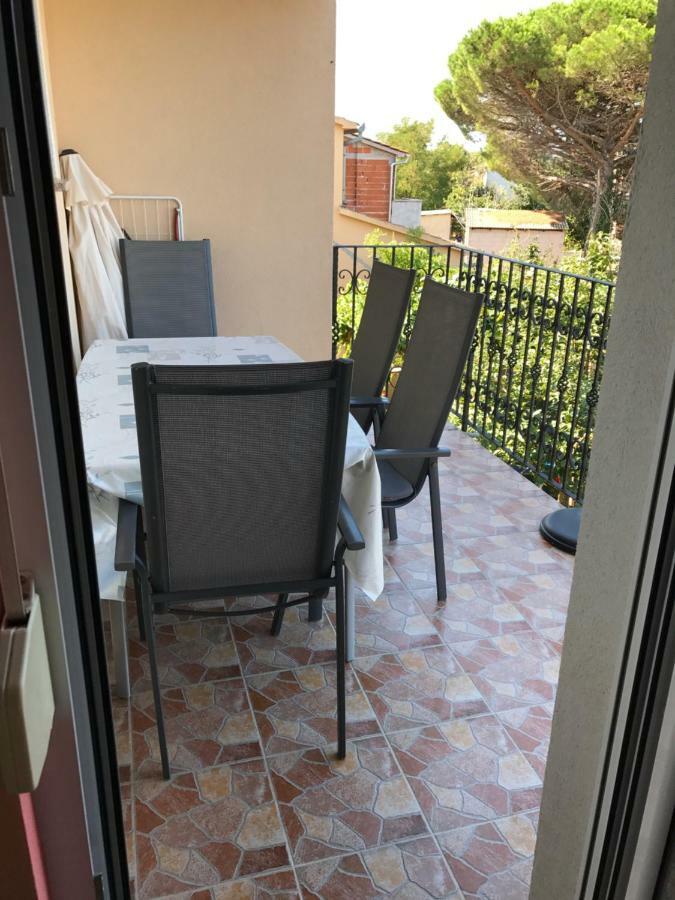 Apartmani Slavko Fažana Buitenkant foto